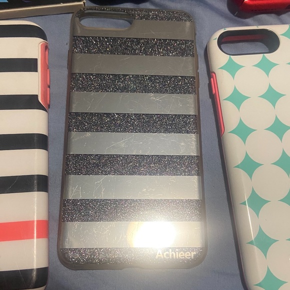 Lot of 8 iPhone Cases and 2 Screen Protectors - Picture 6 of 12